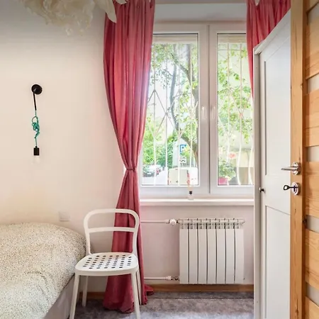 Cozy Praga Apartment *