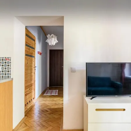 Cozy Praga Apartment Warsaw